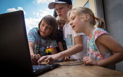 Forscherfreunde-Feriencamps: Technik und IT für Kids